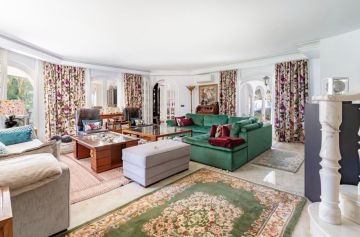 https://cdn.resales-online.com/public/2clagkpr0e/properties/e7ec13921f8811f0ad0102e0405b089b/w1200/18-cc72f169493c096e712837ff5d8b6e41.jpg?v=1745338355