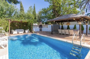 https://cdn.resales-online.com/public/2clagkpr0e/properties/e7ec13921f8811f0ad0102e0405b089b/w1200/2-5bd7b9d04b45e33852eaf0ec6670150d.jpg?v=1745338355