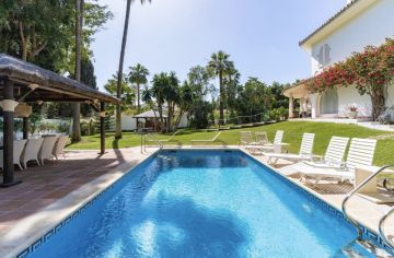 https://cdn.resales-online.com/public/2clagkpr0e/properties/e7ec13921f8811f0ad0102e0405b089b/w1200/20-d1f7658cbe4ba6cd8666fec30fba80ad.jpg?v=1745338355
