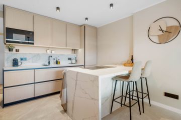https://cdn.resales-online.com/public/xxgluerdu7/properties/1904953245b511f0ad0102e0405b089b/w1200/8-e64a9055bba3e77ac8aca3b893cdf826.jpg?v=1749534055