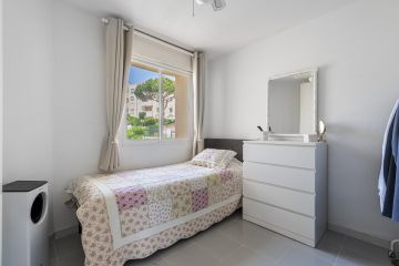 https://cdn.resales-online.com/public/hku2fpg7p6/properties/62f7653b45b011f0ad0102e0405b089b/w1200/14-d70dc3102c00d7be0e872dfe1c1f86d7.jpg?v=1749532032