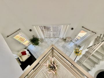 https://cdn.resales-online.com/public/e6bso0axae/properties/3e8574fd412911f0ad0102e0405b089b/w1200/31-5e8b9eb86a2d455eeaf43a7bbf3ccd12.jpg?v=1749551820