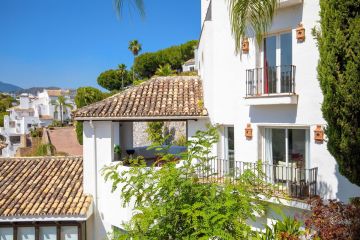 https://cdn.resales-online.com/public/e6bso0axae/properties/3e8574fd412911f0ad0102e0405b089b/w1200/34-2e8657844e540eba0189d71f472ffca9.jpg?v=1749551820