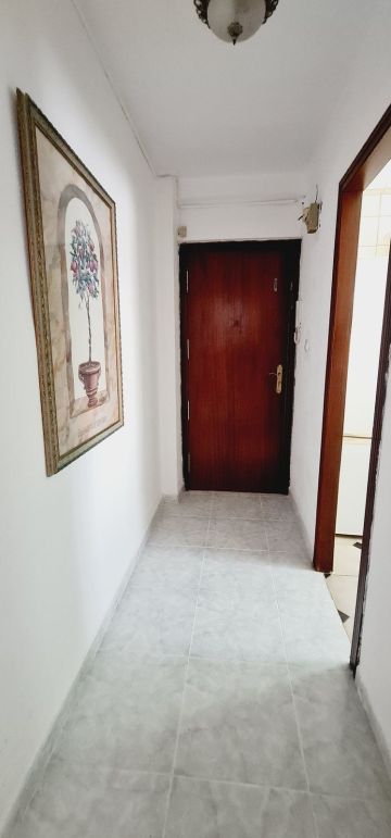 https://cdn.resales-online.com/public/sq7l374beo45ahdy/properties/c273c86c46ab11f0ad0102e0405b089b/w1200/9-467d0cee5b725f3ef65f102a0c2e69c0.jpg?v=1749640138