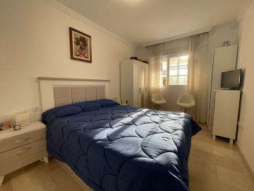 https://cdn.resales-online.com/public/uxf862ecr8/properties/bae4e3f247bc11f0ad0102e0405b089b/w1200/5-3595ad71cbd87be6c3643a4285ef4791.jpg?v=1749758253