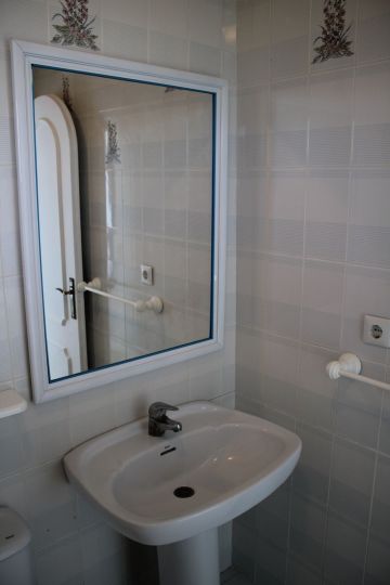 https://cdn.resales-online.com/public/mf919c1vse/properties/a0dc71f1492211f0ad0102e0405b089b/w1200/38-9b9a71c4c46e127e5c6f91a74b158396.jpg?v=1749911724