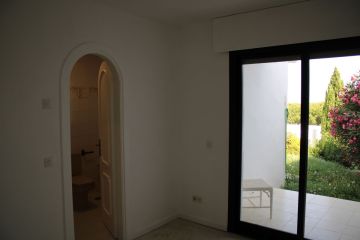 https://cdn.resales-online.com/public/mf919c1vse/properties/a0dc71f1492211f0ad0102e0405b089b/w1200/41-0bdc8f07789df4609410591d8ac779d9.jpg?v=1749911724