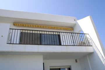 https://cdn.resales-online.com/public/mf919c1vse/properties/a0dc71f1492211f0ad0102e0405b089b/w1200/49-e4a2fb57c7644d14d3ccd34084db1526.jpg?v=1749911724