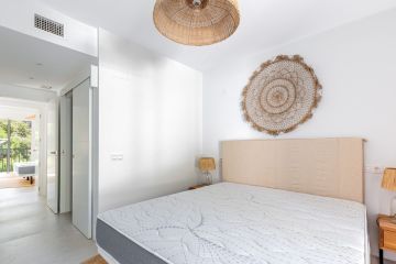 https://cdn.resales-online.com/public/264bdn340a/properties/d9840c64404211f0ad0102e0405b089b/w1200/10-bb915d1cb19341576dcdc994b81ab9c5.jpg?v=1748938245