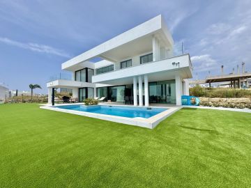 https://cdn.resales-online.com/public/vgq4hvrj6c/properties/3920e3c24b5b11f0ad0102e0405b089b/w1200/1-7980e48d732b6fc85c14b43b94d2aa54.jpg?v=1750155890