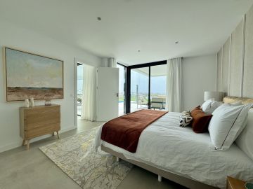 https://cdn.resales-online.com/public/vgq4hvrj6c/properties/3920e3c24b5b11f0ad0102e0405b089b/w1200/17-dd5fcd4f0eb487dfa3803f7e20814c0e.jpg?v=1750155890