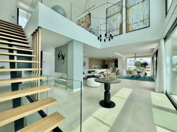 https://cdn.resales-online.com/public/vgq4hvrj6c/properties/3920e3c24b5b11f0ad0102e0405b089b/w1200/20-d1f7658cbe4ba6cd8666fec30fba80ad.jpg?v=1750155890