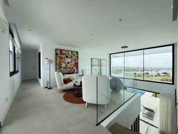 https://cdn.resales-online.com/public/vgq4hvrj6c/properties/3920e3c24b5b11f0ad0102e0405b089b/w1200/21-2c707e7c511429b4f8ec4ee5f221ddb6.jpg?v=1750155890