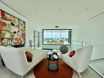 https://cdn.resales-online.com/public/vgq4hvrj6c/properties/3920e3c24b5b11f0ad0102e0405b089b/w1200/22-bcf8e6250e0bab365f900a8ac31ac040.jpg?v=1750155890