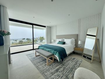 https://cdn.resales-online.com/public/vgq4hvrj6c/properties/3920e3c24b5b11f0ad0102e0405b089b/w1200/24-613bbc26f32d7013d348ef202dd30a43.jpg?v=1750155890