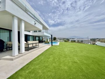 https://cdn.resales-online.com/public/vgq4hvrj6c/properties/3920e3c24b5b11f0ad0102e0405b089b/w1200/46-0edebaf512af70cdbc38d73d8131be5b.jpg?v=1750155890