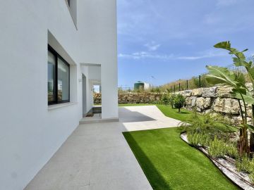 https://cdn.resales-online.com/public/vgq4hvrj6c/properties/3920e3c24b5b11f0ad0102e0405b089b/w1200/49-e4a2fb57c7644d14d3ccd34084db1526.jpg?v=1750155890