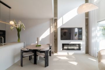 https://cdn.resales-online.com/public/xxgluerdu7/properties/423e84c74b3511f0ad0102e0405b089b/w1200/11-20939a0134ad724a8cb2a801094d15a4.jpg?v=1750138856