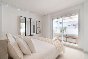 https://cdn.resales-online.com/public/xxgluerdu7/properties/423e84c74b3511f0ad0102e0405b089b/w1200/16-ec67b526875bf0124b6ce4328a754439.jpg?v=1750138856