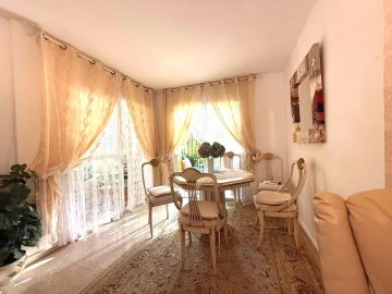 https://cdn.resales-online.com/public/u6447mvlgg/properties/401bf34b4c3a11f0ad0102e0405b089b/w1200/4-c23c0f86247804fa50226aecd8b0b2c8.jpg?v=1750252094
