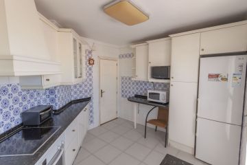 https://cdn.resales-online.com/public/lfdk02ac23/properties/6ddcb4134b8b11f0ad0102e0405b089b/w1200/12-53013098fcab6c38b1379cd33298e050.jpg?v=1750177316