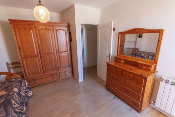 https://cdn.resales-online.com/public/lfdk02ac23/properties/6ddcb4134b8b11f0ad0102e0405b089b/w1200/23-79897b85162c6a486c7a4d1eb46924dd.jpg?v=1750177316