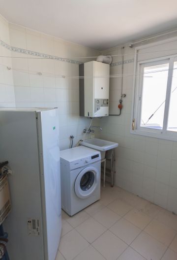 https://cdn.resales-online.com/public/lfdk02ac23/properties/6ddcb4134b8b11f0ad0102e0405b089b/w1200/25-45e7a00e8ada30030040e20a35fbccfd.jpg?v=1750177316