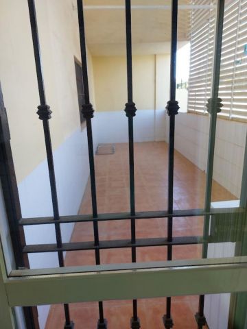 https://cdn.resales-online.com/public/98yp9nw7t6/properties/55ceaff64c3811f0ad0102e0405b089b/w1200/22-bcf8e6250e0bab365f900a8ac31ac040.jpg?v=1750251562