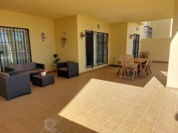 https://cdn.resales-online.com/public/98yp9nw7t6/properties/55ceaff64c3811f0ad0102e0405b089b/w1200/4-c23c0f86247804fa50226aecd8b0b2c8.jpg?v=1750251562