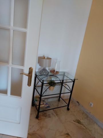 https://cdn.resales-online.com/public/98yp9nw7t6/properties/55ceaff64c3811f0ad0102e0405b089b/w1200/7-aa4cc561180b369757c0bb4af9886cd3.jpg?v=1750251562