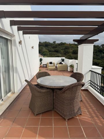 https://cdn.resales-online.com/public/sb5m6pabs6/properties/b908404c451a11f0ad0102e0405b089b/w1200/23-79897b85162c6a486c7a4d1eb46924dd.jpg?v=1749632864