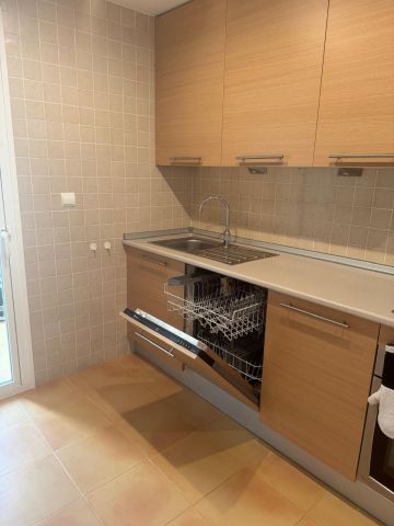 https://cdn.resales-online.com/public/sb5m6pabs6/properties/b908404c451a11f0ad0102e0405b089b/w1200/4-c23c0f86247804fa50226aecd8b0b2c8.jpg?v=1749632864