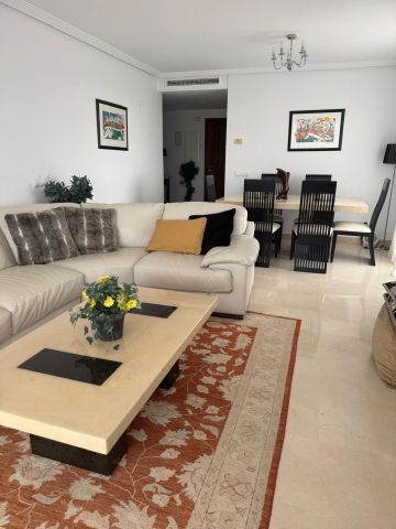 https://cdn.resales-online.com/public/sb5m6pabs6/properties/b908404c451a11f0ad0102e0405b089b/w1200/9-467d0cee5b725f3ef65f102a0c2e69c0.jpg?v=1749632864