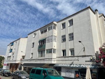 https://cdn.resales-online.com/public/u6447mvlgg/properties/fb0373223ca611f0ad0102e0405b089b/w1200/1-7980e48d732b6fc85c14b43b94d2aa54.jpg?v=1748539023