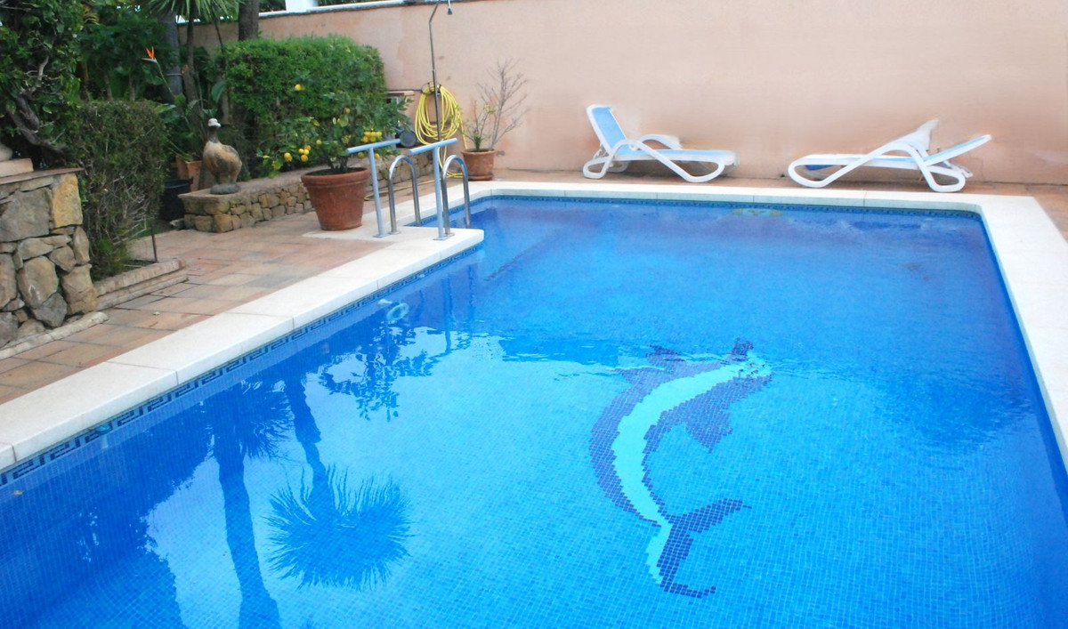 https://cdn.resales-online.com/public/ga3heii68k/properties/3b459e184d0911f0ad0102e0405b089b/w1200/1-7980e48d732b6fc85c14b43b94d2aa54.jpg?v=1750345049