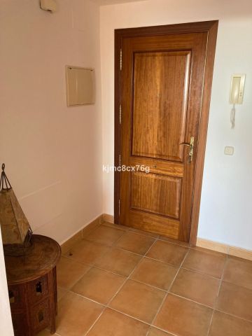 https://cdn.resales-online.com/public/kjmc8cx76g/properties/19289cc3349b11f0ad0102e0405b089b/w1200/11-20939a0134ad724a8cb2a801094d15a4.jpg?v=1750418997