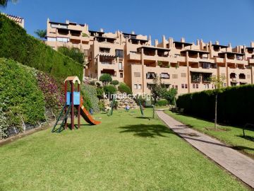 https://cdn.resales-online.com/public/kjmc8cx76g/properties/19289cc3349b11f0ad0102e0405b089b/w1200/21-2c707e7c511429b4f8ec4ee5f221ddb6.jpg?v=1750418997