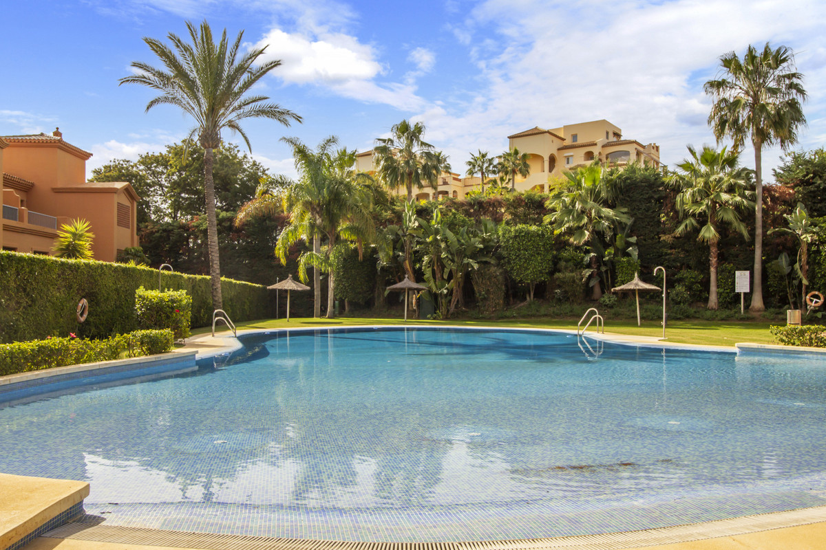 https://cdn.resales-online.com/public/125jlfeqm4/properties/28e6252d4e5711f0ad0102e0405b089b/w1200/1-7980e48d732b6fc85c14b43b94d2aa54.jpg?v=1750483270