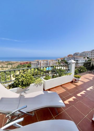 https://cdn.resales-online.com/public/b5pwwvyejo/properties/31c834e94dae11f0ad0102e0405b089b/w1200/14-d70dc3102c00d7be0e872dfe1c1f86d7.jpg?v=1750411166