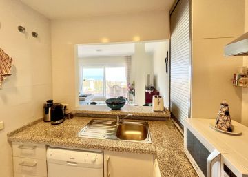 https://cdn.resales-online.com/public/b5pwwvyejo/properties/31c834e94dae11f0ad0102e0405b089b/w1200/23-79897b85162c6a486c7a4d1eb46924dd.jpg?v=1750411166