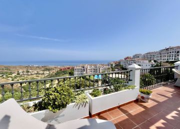 https://cdn.resales-online.com/public/b5pwwvyejo/properties/31c834e94dae11f0ad0102e0405b089b/w1200/30-5e8634ec9576c9ad4825a6dec5b5d375.jpg?v=1750411166