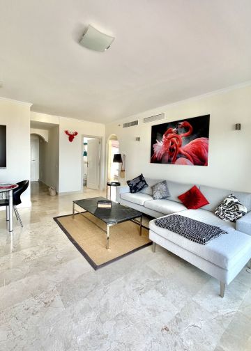 https://cdn.resales-online.com/public/b5pwwvyejo/properties/31c834e94dae11f0ad0102e0405b089b/w1200/9-467d0cee5b725f3ef65f102a0c2e69c0.jpg?v=1750411166