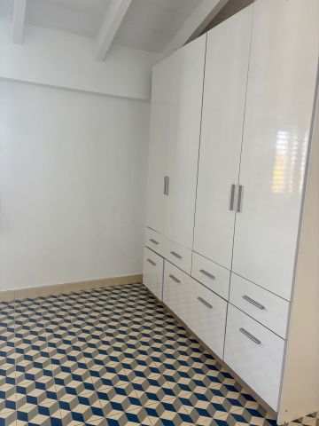 https://cdn.resales-online.com/public/iri9q5dl17/properties/d312d9a7414111f0ad0102e0405b089b/w1200/10-bb915d1cb19341576dcdc994b81ab9c5.jpg?v=1749046562