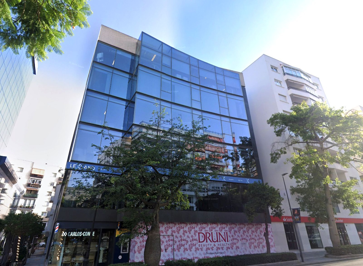 https://cdn.resales-online.com/public/sjfjhu3jtj/properties/278f7051abeb11ef84cf0217bc231ef4/w1200/1-7980e48d732b6fc85c14b43b94d2aa54.jpg?v=1732625913