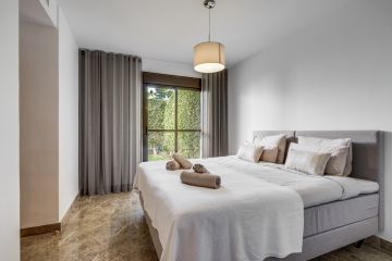 https://cdn.resales-online.com/public/xxgluerdu7/properties/f33aa3724e5911f0ad0102e0405b089b/w1200/4-c23c0f86247804fa50226aecd8b0b2c8.jpg?v=1750484468