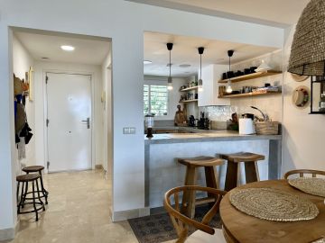 https://cdn.resales-online.com/public/b0p5lfclw8/properties/71892a1051be11f0ad0102e0405b089b/w1200/5-3595ad71cbd87be6c3643a4285ef4791.jpg?v=1750862543