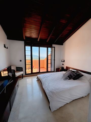 https://cdn.resales-online.com/public/qph8q6eobndgyqok/properties/12dd8d0751a011f0ad0102e0405b089b/w1200/20-d1f7658cbe4ba6cd8666fec30fba80ad.jpg?v=1750845783