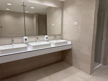 https://cdn.resales-online.com/public/6xjqqps9di/properties/01d43f8c527e11f0ad0102e0405b089b/w1200/42-3aa90f523689fc5a59d5d37badfe1b6f.jpg?v=1751043921
