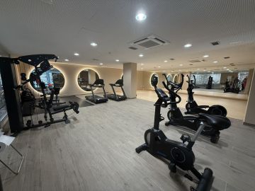 https://cdn.resales-online.com/public/6xjqqps9di/properties/01d43f8c527e11f0ad0102e0405b089b/w1200/6-241328e1bcc9c0d8ce1222beb6c967a8.jpg?v=1751043921