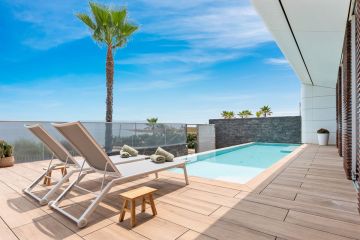 https://cdn.resales-online.com/public/d6ryyx1glq/properties/2bbf0324551411f0ac7202a3ded47a2d/w1200/54-cba5c6f0c186831e5b449ecd59074d41.jpg?v=1751225564